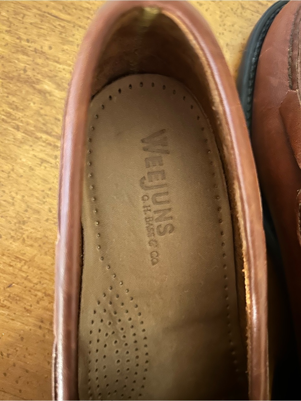 Women’s G.H. Bass and Co Brown Leather Tassel Loafers - Picture 5 of 5